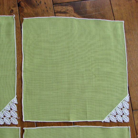 Vintage Green Crochet Lace Napkins Set of 4 Square Kitchen Dining Napkins - Picture 5 of 7